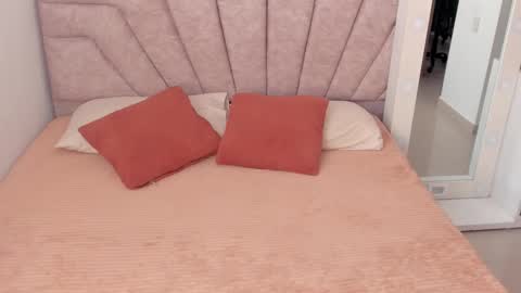 Savannahwildee online show from 02-20-26, 01:33