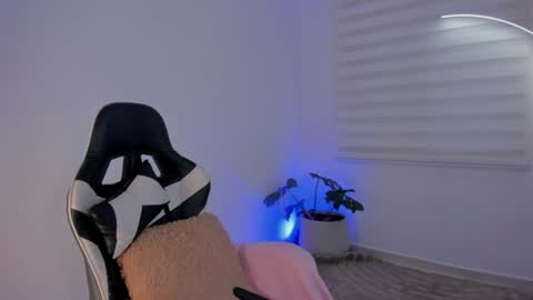Snapshot of savannahwildee chatting on 08-05-26, 11:24 Savannahwildee online show from 08-05-26, 11:24