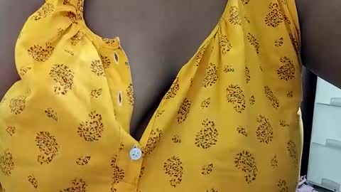 Anjali online show from 04-20-26, 03:26