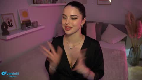 Snapshot of savvage_play chatting on 02-12-25, 10:37 Naomi online show from 02-12-25, 10:37