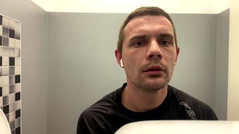 Snapshot of sawa08051989 chatting on 11-18-25, 09:19 chamomile online show from 11-18-25, 09:19