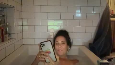 Good Girls Say Please...and Thank You online show from 12-01-24, 04:29