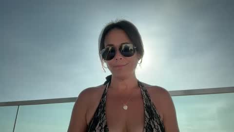 Good Girls Say Please...and Thank You online show from 09-27-25, 11:21