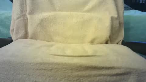 Snapshot of sbiru23 chatting on 05-11-26, 02:45 Ben online show from 05-11-26, 02:45