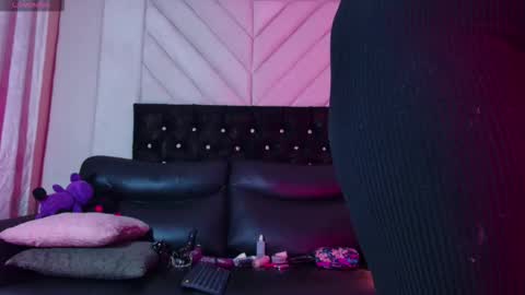 scarlett online show from 03-04-26, 01:17