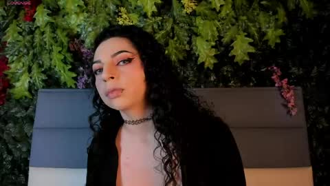 Snapshot of scarlattaa_desire chatting on 05-10-26, 01:05 SCARLATTA DESIRE online show from 05-10-26, 01:05
