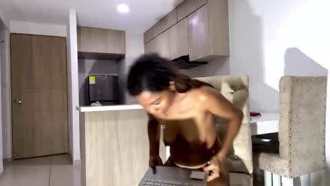 scarle222421 online show from 12-19-24, 10:42