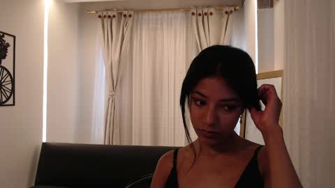 Scaelet Mia online show from 04-27-26, 07:34