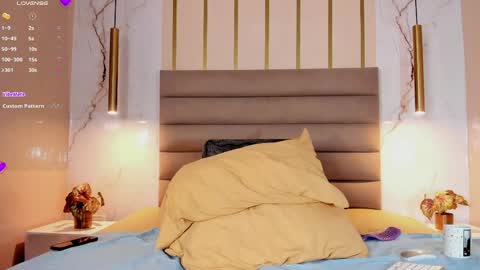 Scarleet online show from 04-11-26, 08:13