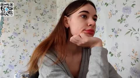 Snapshot of scarlet1flowers chatting on 10-15-25, 08:58 Kira online show from 10-15-25, 08:58