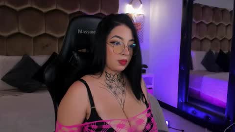 scarlet_ceretti1 online show from 02-24-26, 10:41