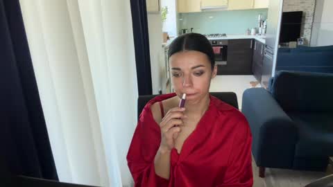 Sophie online show from 05-04-26, 07:04