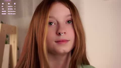 scarlet_fever10 online show from 10-25-25, 01:07