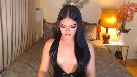 Snapshot of scarlet_snow_asian chatting on 09-12-25, 09:04 Scarlet online show from 09-12-25, 09:04