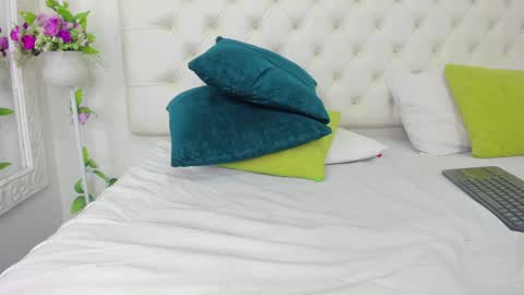 Isa online show from 01-10-25, 05:13