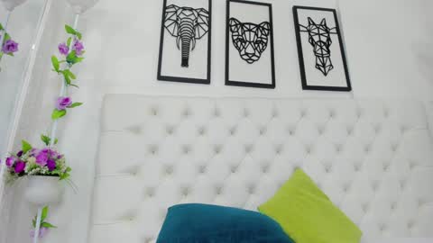 Isa online show from 01-25-25, 05:08