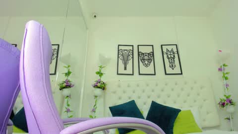 Isa online show from 02-15-25, 02:11