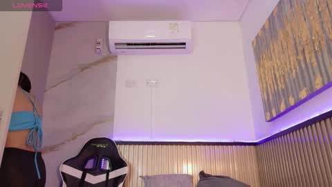 scarlet_vixen_ online show from 02-03-26, 01:27