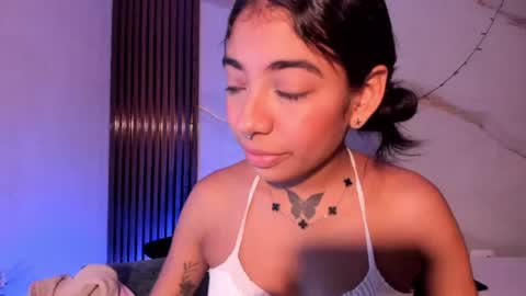 scarlet_vixen_ online show from 07-25-26, 12:36