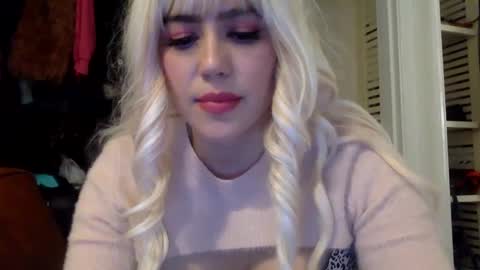 Snapshot of scarlet_whisper chatting on 12-06-24, 06:26 scarlet whisper online show from 12-06-24, 06:26