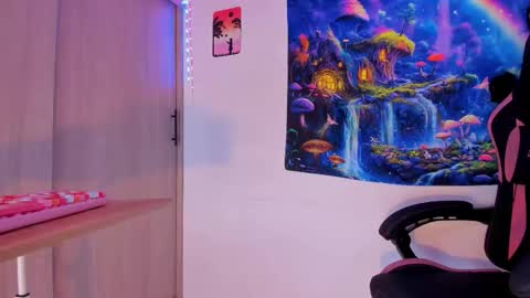 Scarlet online show from 02-26-26, 03:33