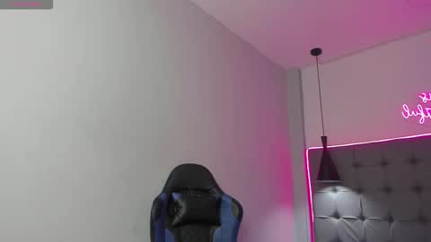 scarlet online show from 02-22-26, 03:18