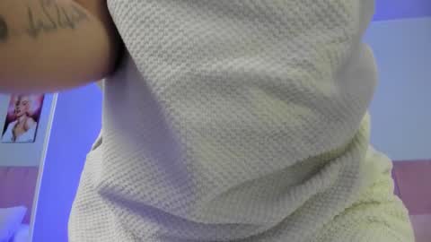 Scarlet  online show from 12-02-25, 04:51