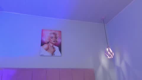 Scarlet  online show from 03-11-26, 05:35