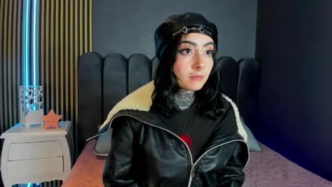 Snapshot of scarleth_fg_ chatting on 04-22-26, 11:06 Scarleth online show from 04-22-26, 11:06