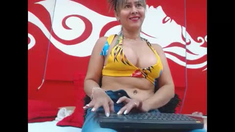 Scarleth online show from 11-04-25, 03:55