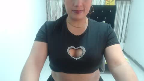 SCARLET  online show from 04-27-26, 01:42