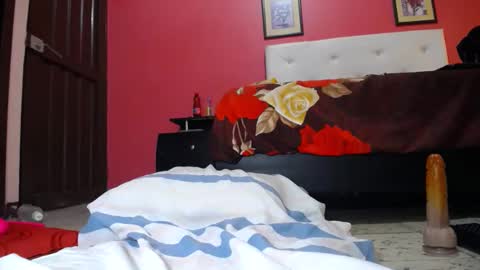 Snapshot of scarlethot4ux chatting on 02-13-25, 06:16 candy monrroy online show from 02-13-25, 06:16