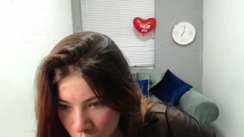 Snapshot of scarlethsexy69 chatting on 09-24-25, 01:03 scarlethsexy69 online show from 09-24-25, 01:03