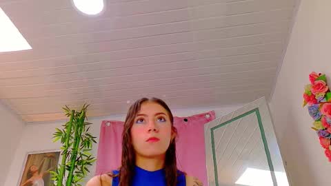 Snapshot of scarletjonesx chatting on 02-20-26, 02:17 Denis online show from 02-20-26, 02:17