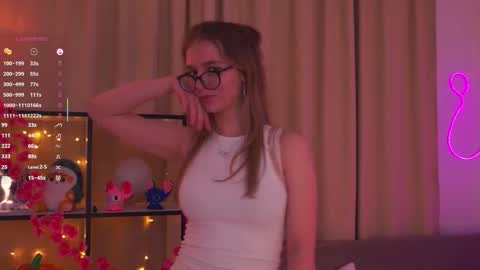 Maria online show from 11-23-25, 09:25