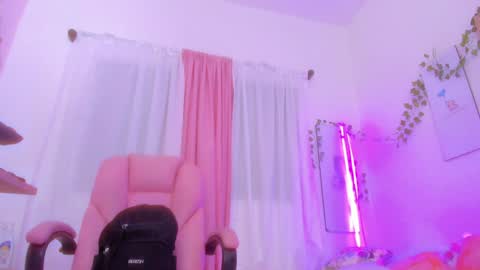 Scarletliz online show from 12-20-24, 10:54