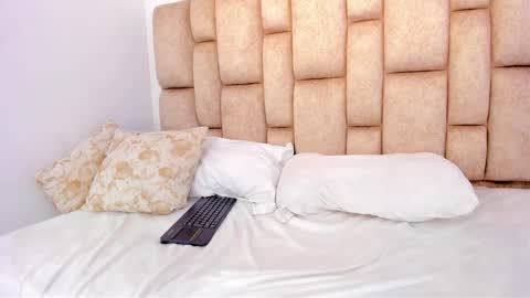 Scarlett online show from 03-10-26, 01:05