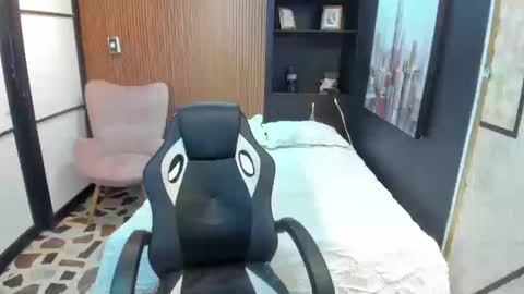 Scarlet online show from 09-20-25, 09:05