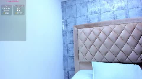 Scarlet online show from 10-14-25, 09:48