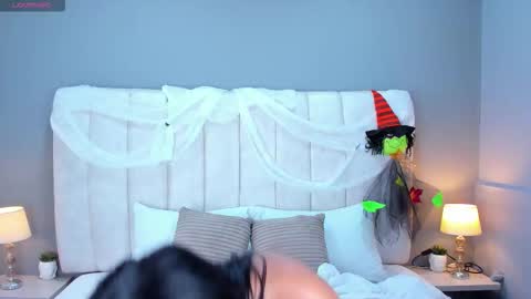 Scarlet online show from 11-01-25, 04:14