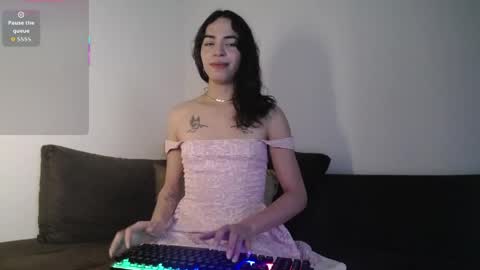 Scarlet online show from 03-20-26, 08:46