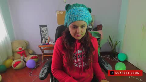 Snapshot of scarlett77_ chatting on 12-27-24, 03:48 Scarletland welcome online show from 12-27-24, 03:48