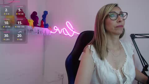 Scarlett online show from 11-17-25, 11:38