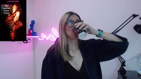 Scarlett online show from 01-13-26, 11:48