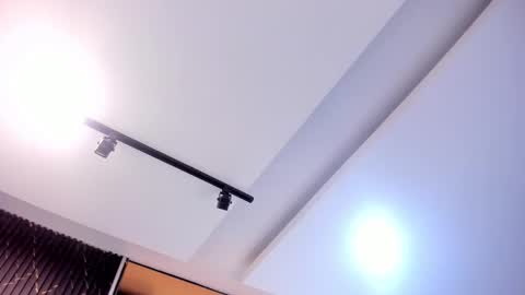 Snapshot of scarlett__14 chatting on 10-31-25, 04:57 scarlett__14 online show from 10-31-25, 04:57