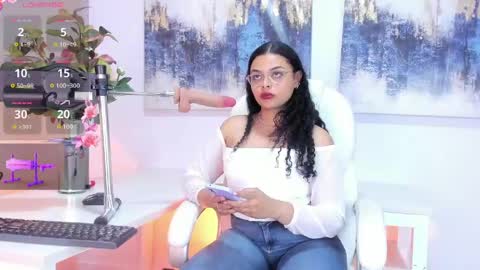 Snapshot of scarlett__2 chatting on 05-19-26, 07:31 Scarlett online show from 05-19-26, 07:31