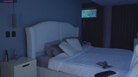 juli online show from 02-25-26, 09:24