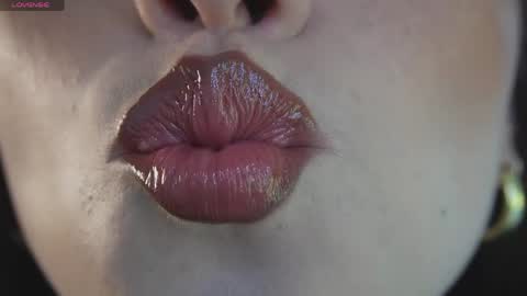 juli online show from 05-14-26, 05:20