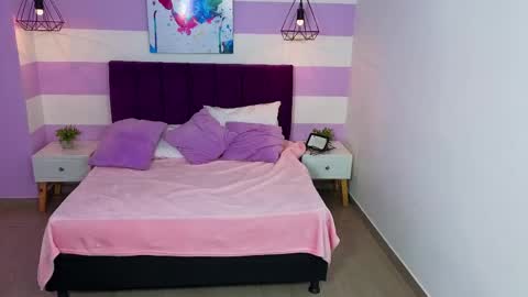 Snapshot of scarlett__bell chatting on 05-26-26, 12:01 Scarlett online show from 05-26-26, 12:01