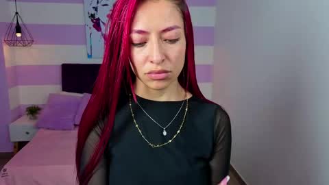 Snapshot of scarlett__bell chatting on 05-28-26, 01:19 Scarlett online show from 05-28-26, 01:19